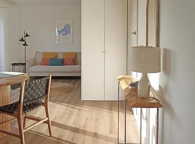 Sunset Lounge Corgomar * Lavra